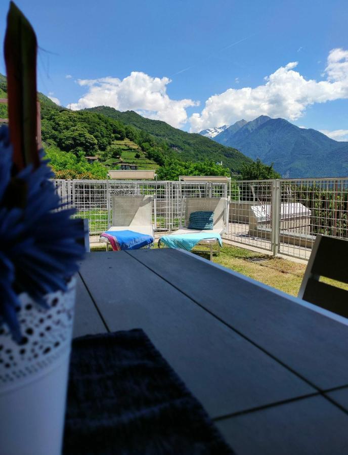 Yellow Lake View By Halldis Gera Lario Exterior photo